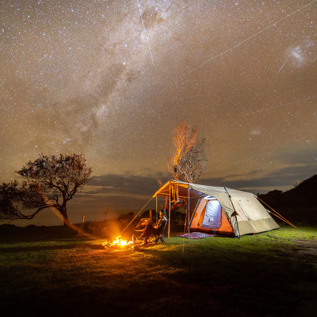 CAMPING