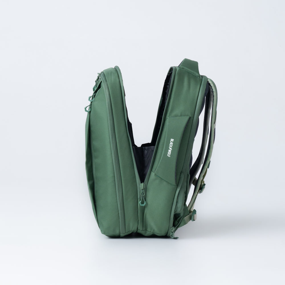 Coolah Travel Backpack – BlackWolf Coolah Travel Backpack – BlackWolf