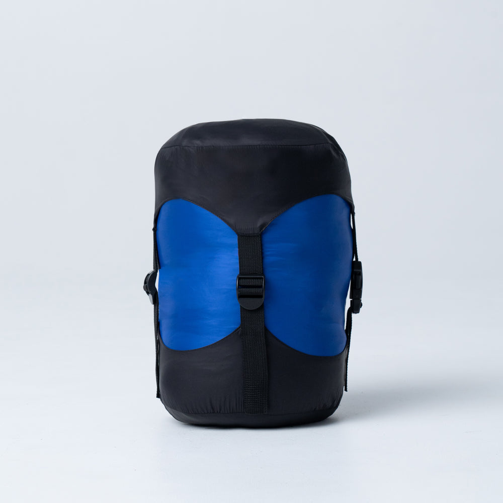 【美品】寝袋 BLACK WOLF HIKER200軽量コンパクト0.8kg Hiker Plus Sleeping Bag +5c – BlackWolf