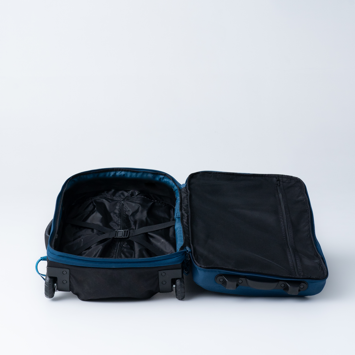 
                  
                    Karijini 45L Rolling Bag
                  
                